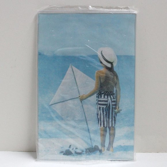 10 Clear Plastic or Acrylic Picture Holders With Magnets On Back - Picture 4 of 9